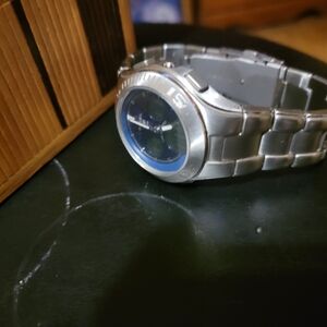 Fossil Silver Smartwatch with Sleek Design